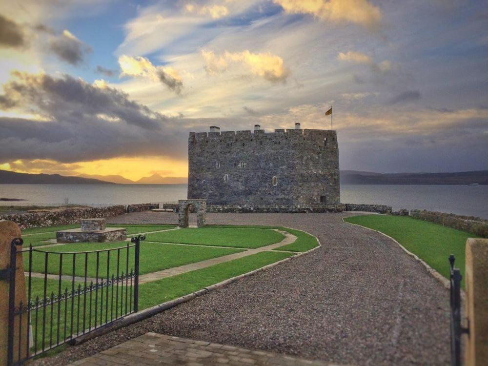 Mingary Castle - Restaurant With Rooms Kilchoan Exteriér fotografie